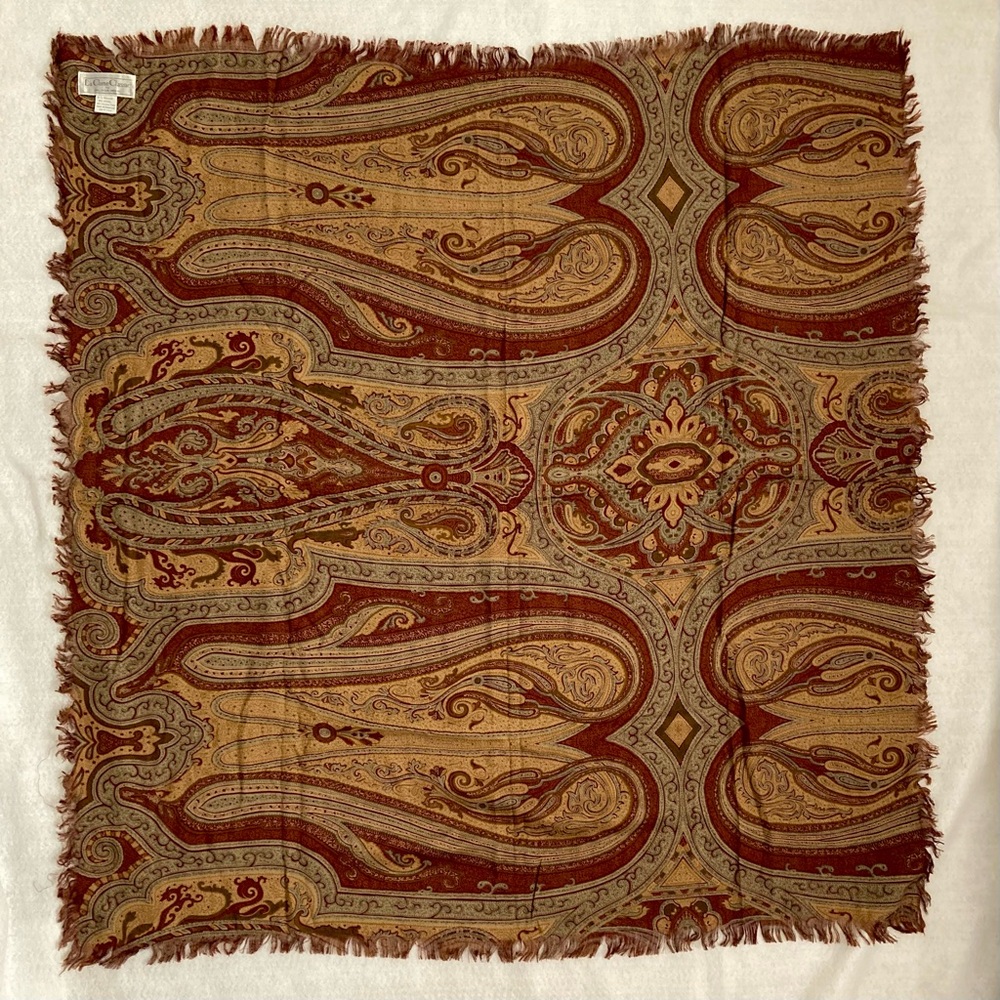 Vintage La Chine Classic by Galinda Wang paisley square scarf shawl wrap